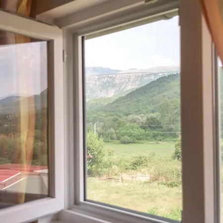 Sunny Valley Δωμάτια σε οικογενειακή κατοικία Krupa