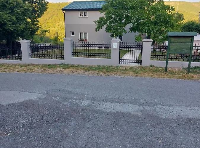 Sunny Valley Проживание в семье Крупа