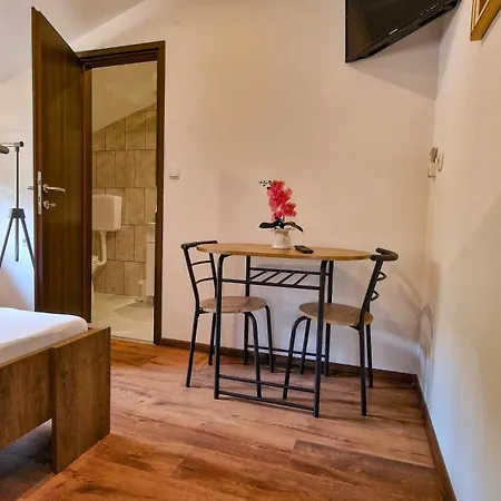 Homestay Sobe Suncana Dolina